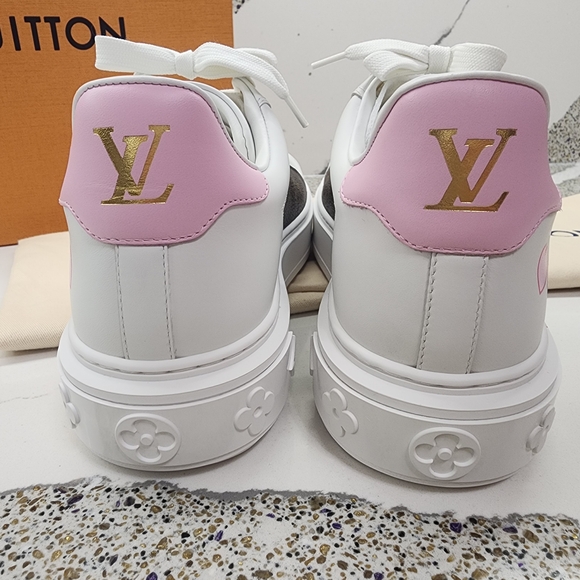 ASIA EXCLUSIVE VUITTON 2025 LV x TM Murakami Cherry Blossom Time Out Sneaker 39 - Picture 4 of 9